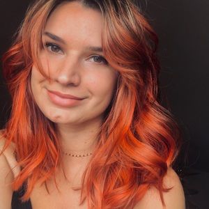 Meet your Posher, Elena